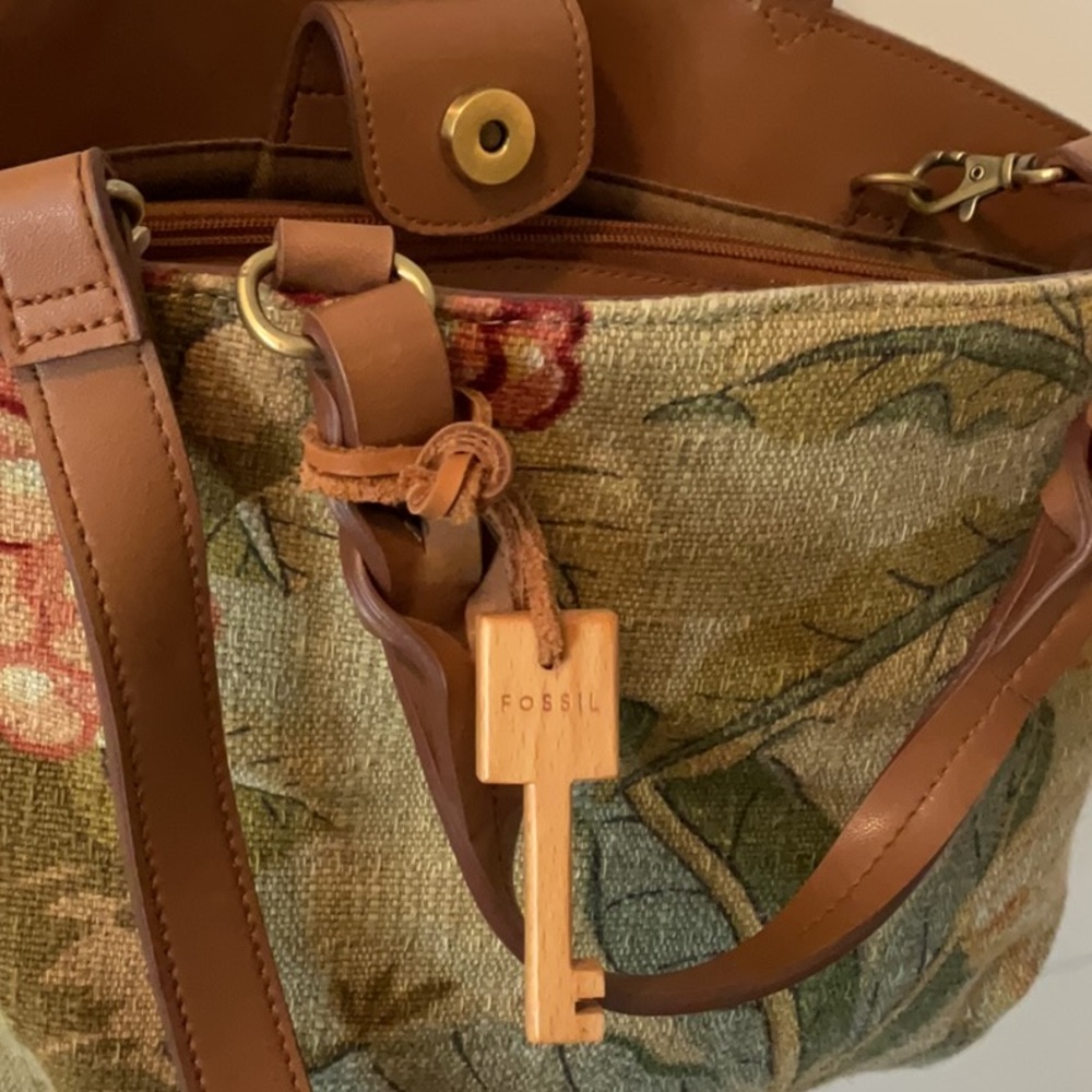 Fossil Tan and Green Shoulder Bag - Picture 2 of 5